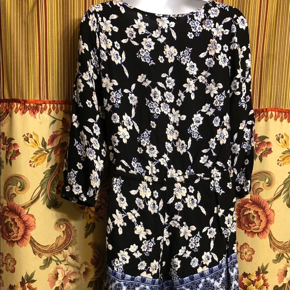 Navy Blue Jumper - Picture 7 of 8